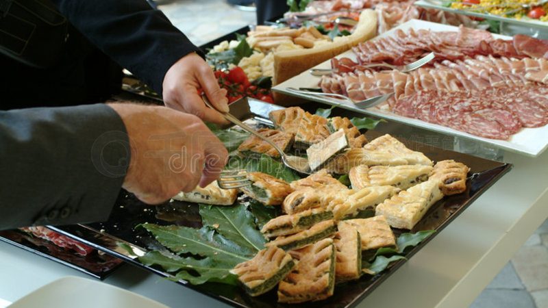 小标题：食品安全，从源头把控